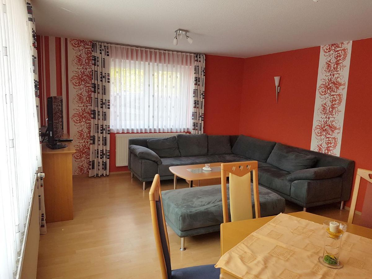 Monteurwohnungen Goeb - Nicht Fuer Urlaubsgaeste Geisa Extérieur photo
