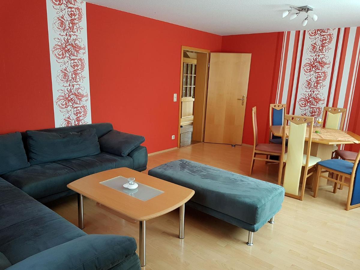 Monteurwohnungen Goeb - Nicht Fuer Urlaubsgaeste Geisa Extérieur photo