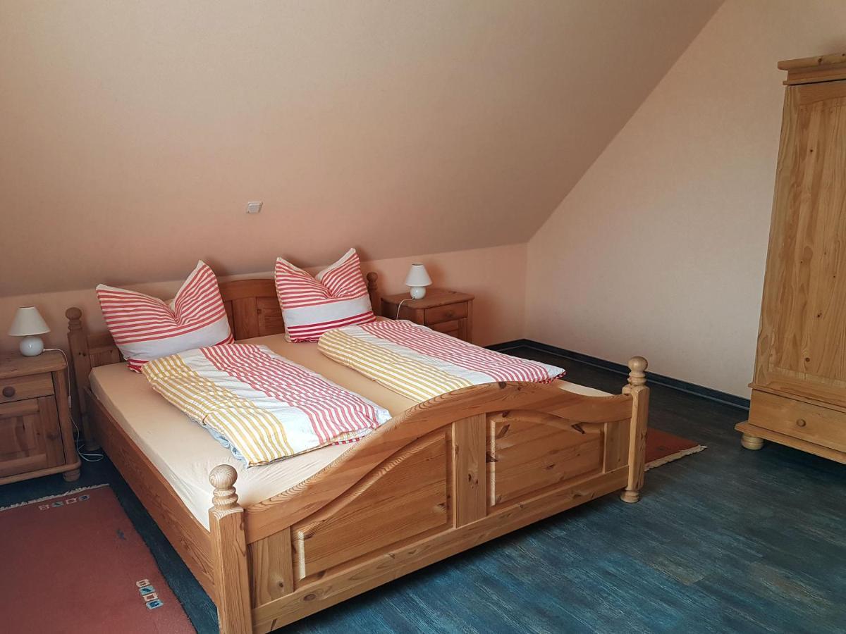 Monteurwohnungen Goeb - Nicht Fuer Urlaubsgaeste Geisa Extérieur photo